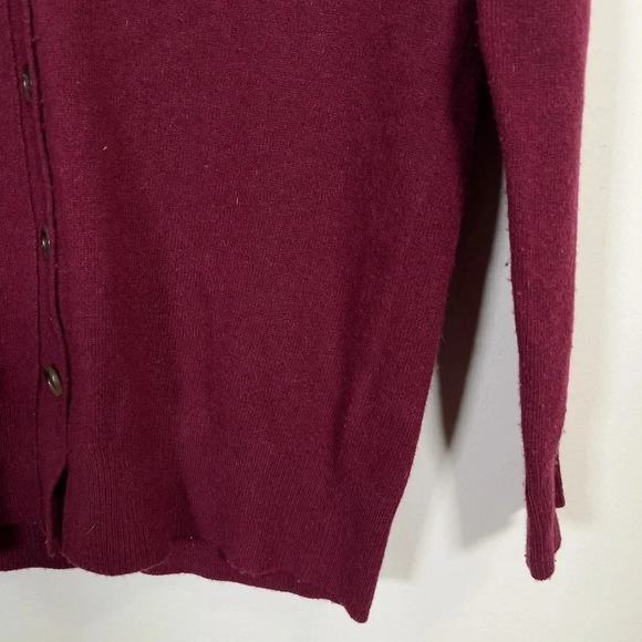 J.CREW  | V-NECK CARDIGAN IN MAROON - Picture 5 of 13
